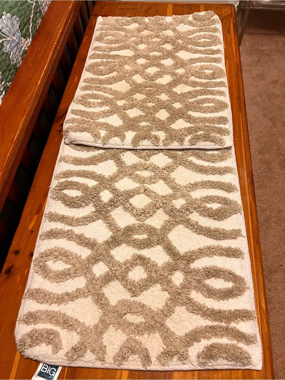 Kohls Neutral Beige and Cream Patterned Bath Rug Set